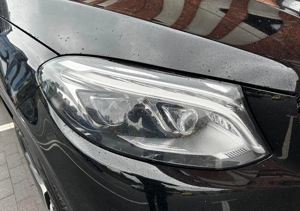 Mercedes-Benz GLE cena 195900 przebieg: 143000, rok produkcji 2017 z Jędrzejów małe 352